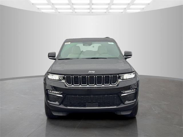 new 2025 Jeep Grand Cherokee car, priced at $45,986