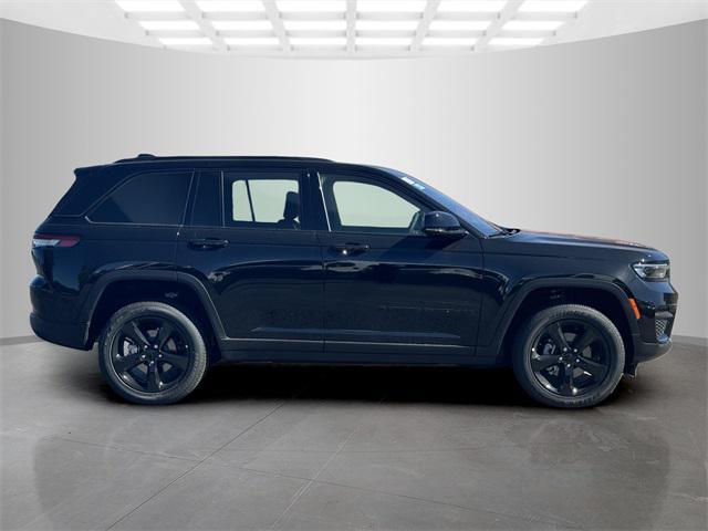 new 2025 Jeep Grand Cherokee car