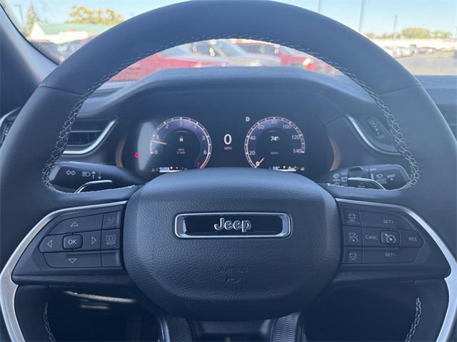 new 2025 Jeep Grand Cherokee car