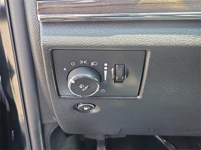 used 2017 Jeep Grand Cherokee car, priced at $17,487