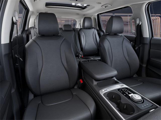 new 2025 Kia Carnival Hybrid car, priced at $54,740