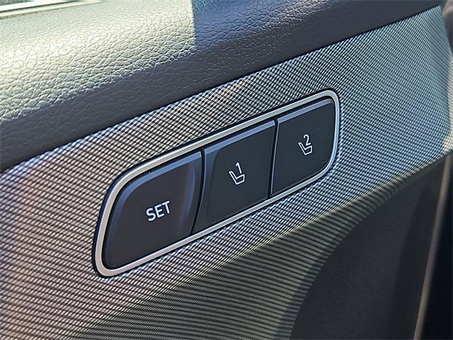used 2025 Hyundai Palisade car, priced at $44,994