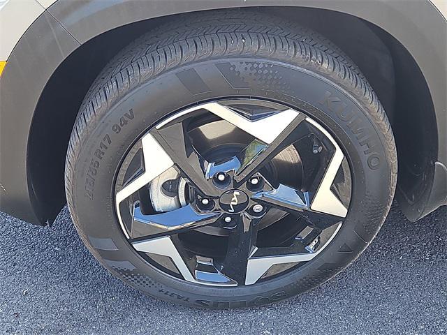 used 2024 Kia Seltos car, priced at $25,987