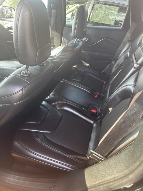 used 2019 Jeep Cherokee car, priced at $14,987