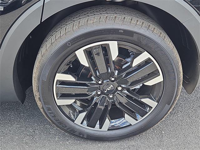 used 2025 Kia Telluride car, priced at $46,987