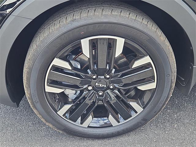 used 2025 Kia Telluride car, priced at $46,987