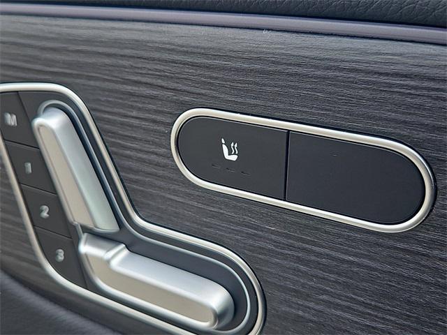 used 2023 Mercedes-Benz GLB 250 car, priced at $31,987