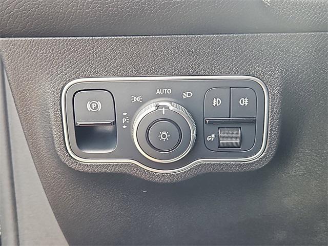 used 2023 Mercedes-Benz GLB 250 car, priced at $31,987