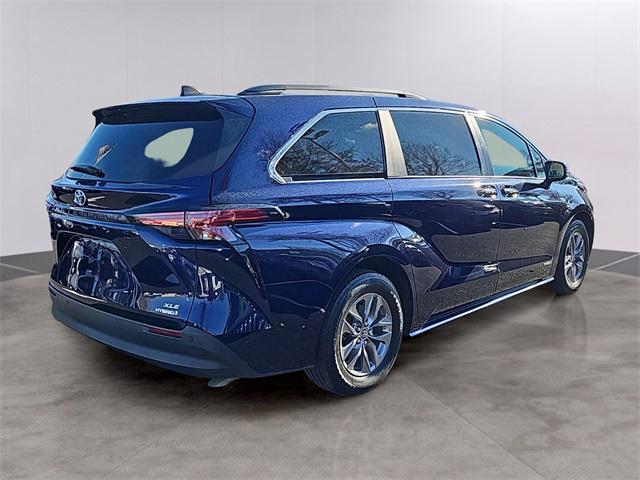 used 2021 Toyota Sienna car, priced at $37,987