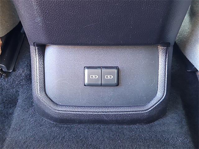 used 2022 Toyota Highlander car, priced at $36,987