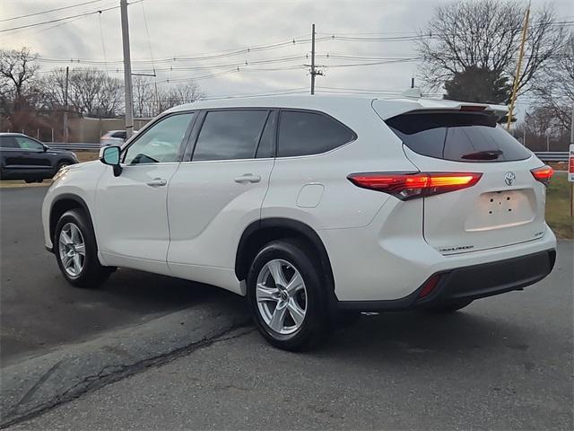 used 2021 Toyota Highlander car, priced at $31,987