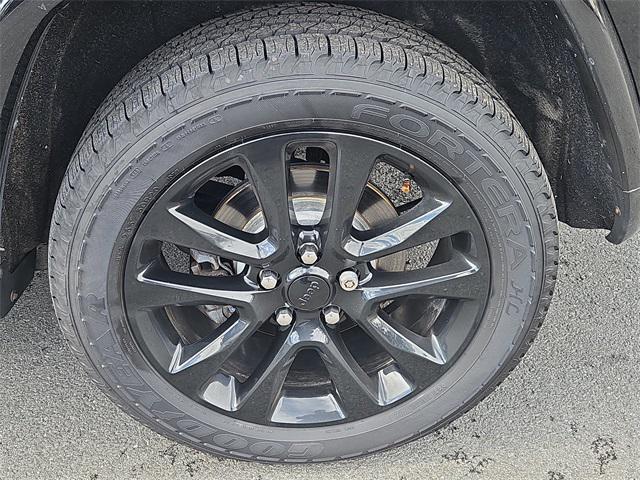 used 2018 Jeep Grand Cherokee car, priced at $20,587