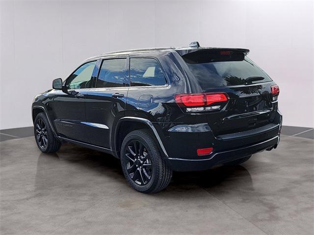 used 2018 Jeep Grand Cherokee car, priced at $20,587
