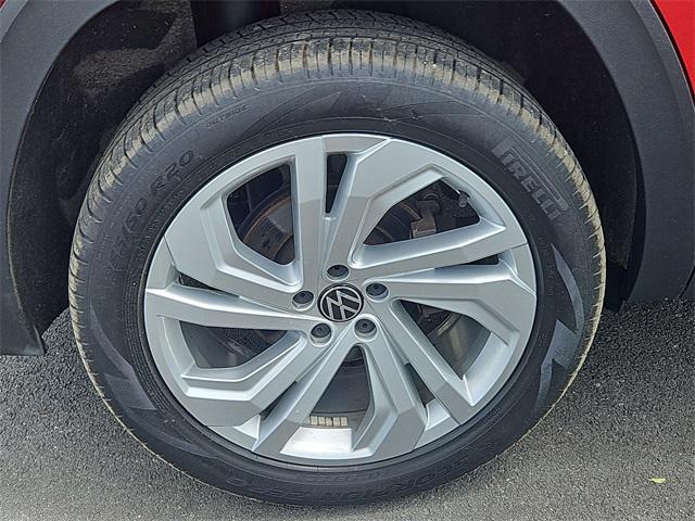 used 2021 Volkswagen Atlas Cross Sport car, priced at $27,987