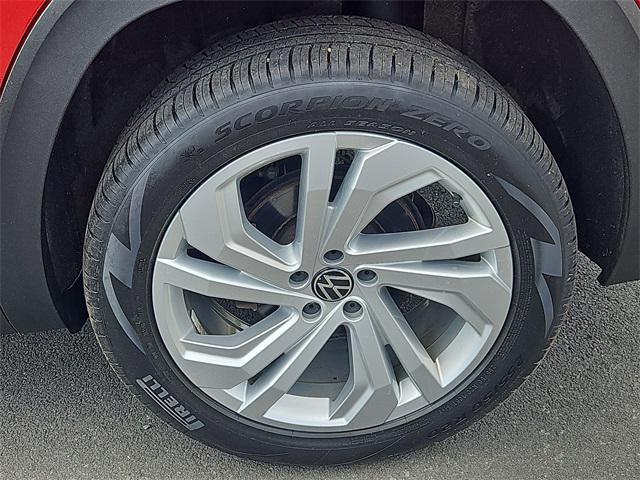 used 2021 Volkswagen Atlas Cross Sport car, priced at $27,987