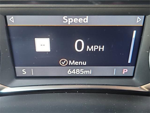 used 2024 Chevrolet Equinox car, priced at $29,987