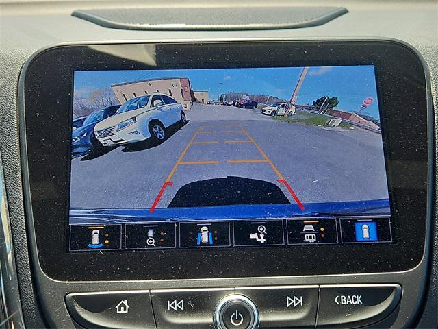 used 2024 Chevrolet Equinox car, priced at $29,987