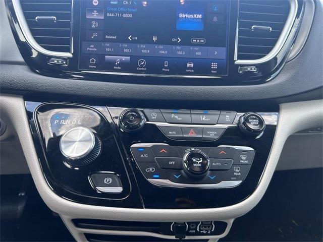 used 2023 Chrysler Pacifica car, priced at $22,059
