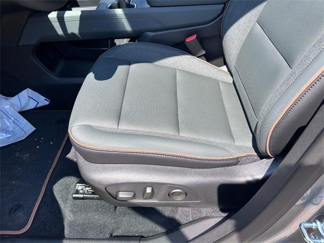 new 2025 GMC Acadia car, priced at $48,390