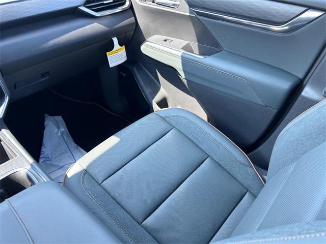 new 2025 GMC Acadia car, priced at $48,390