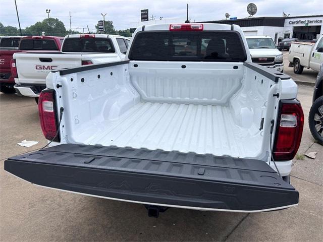 new 2025 GMC Canyon car, priced at $37,007