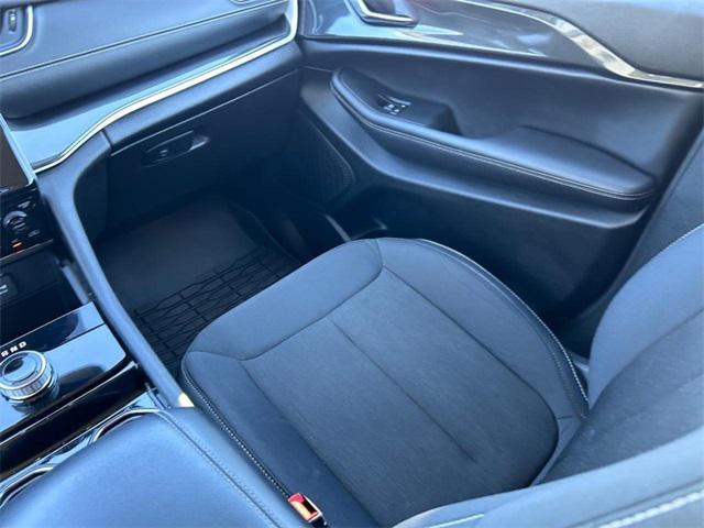 used 2023 Jeep Grand Cherokee car, priced at $28,500