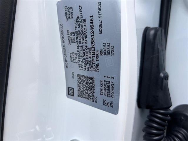 new 2025 GMC Canyon car, priced at $37,452