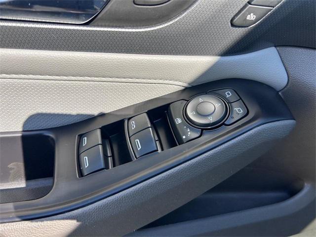 used 2018 Chevrolet Traverse car, priced at $13,500