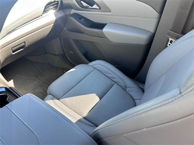 used 2018 Chevrolet Traverse car, priced at $13,500