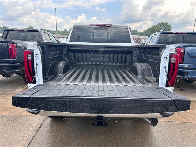 new 2025 GMC Sierra 2500 car, priced at $73,500