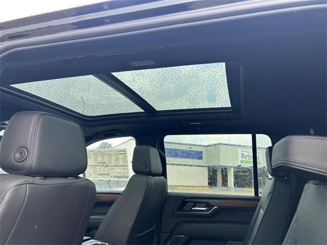 new 2025 GMC Yukon XL car, priced at $85,000