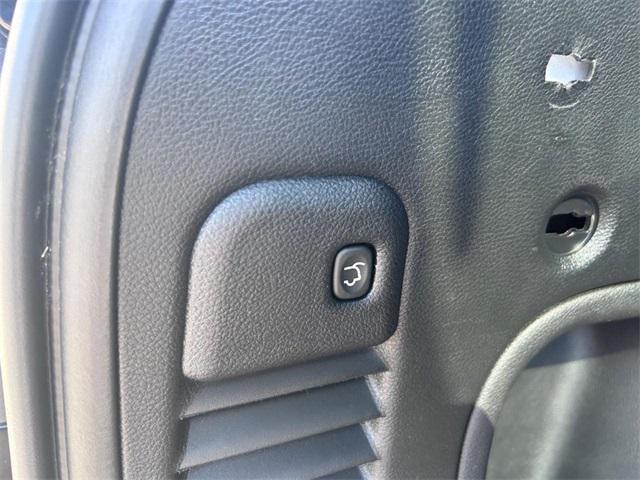 used 2021 Jeep Grand Cherokee car, priced at $21,991