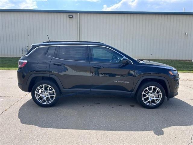used 2022 Jeep Compass car, priced at $21,000