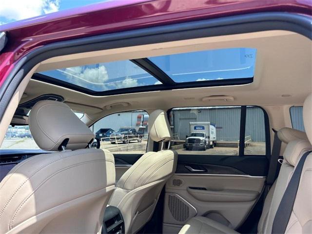 used 2022 Jeep Grand Cherokee car, priced at $29,997