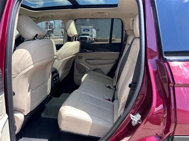 used 2022 Jeep Grand Cherokee car, priced at $29,997