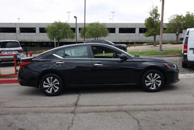 new 2025 Nissan Altima car, priced at $27,208