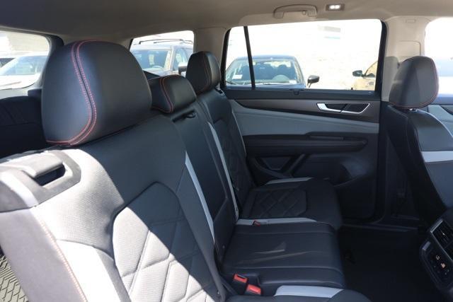 used 2024 Volkswagen Atlas car, priced at $43,498