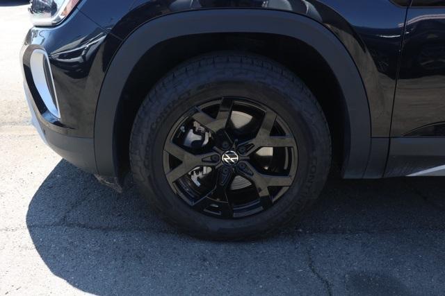 used 2024 Volkswagen Atlas car, priced at $43,498