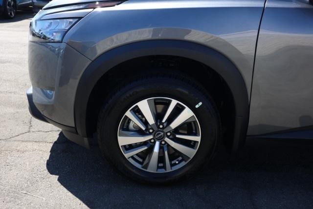 new 2025 Nissan Pathfinder car, priced at $37,427