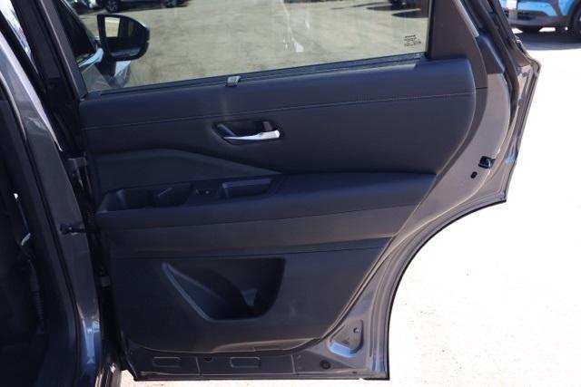 new 2025 Nissan Pathfinder car, priced at $37,427