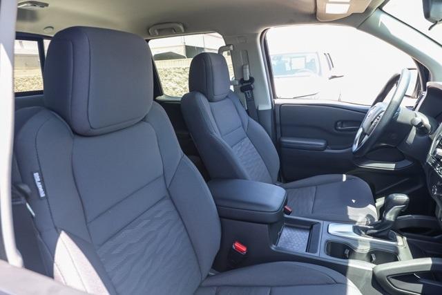 new 2025 Nissan Frontier car, priced at $31,619