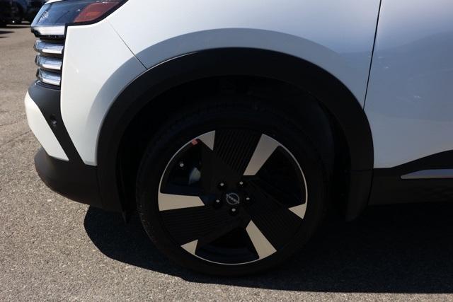 new 2025 Nissan Kicks car, priced at $26,848