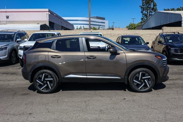 new 2025 Nissan Kicks car, priced at $24,607