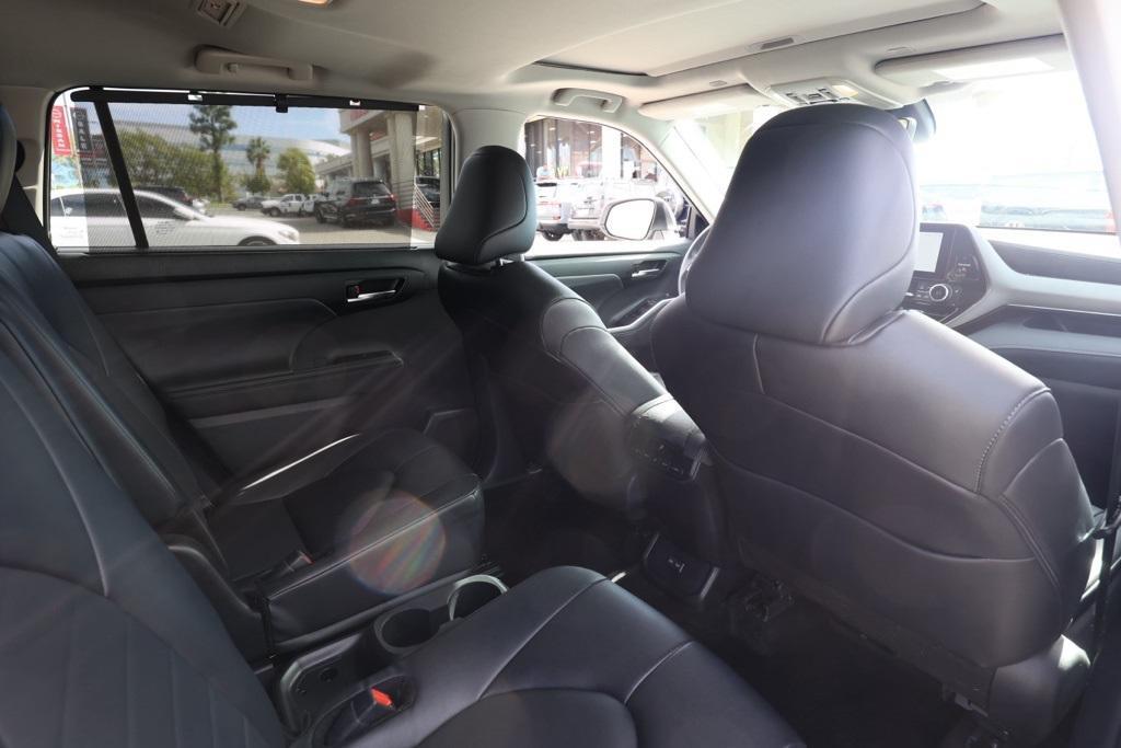 used 2024 Toyota Highlander Hybrid car, priced at $46,248