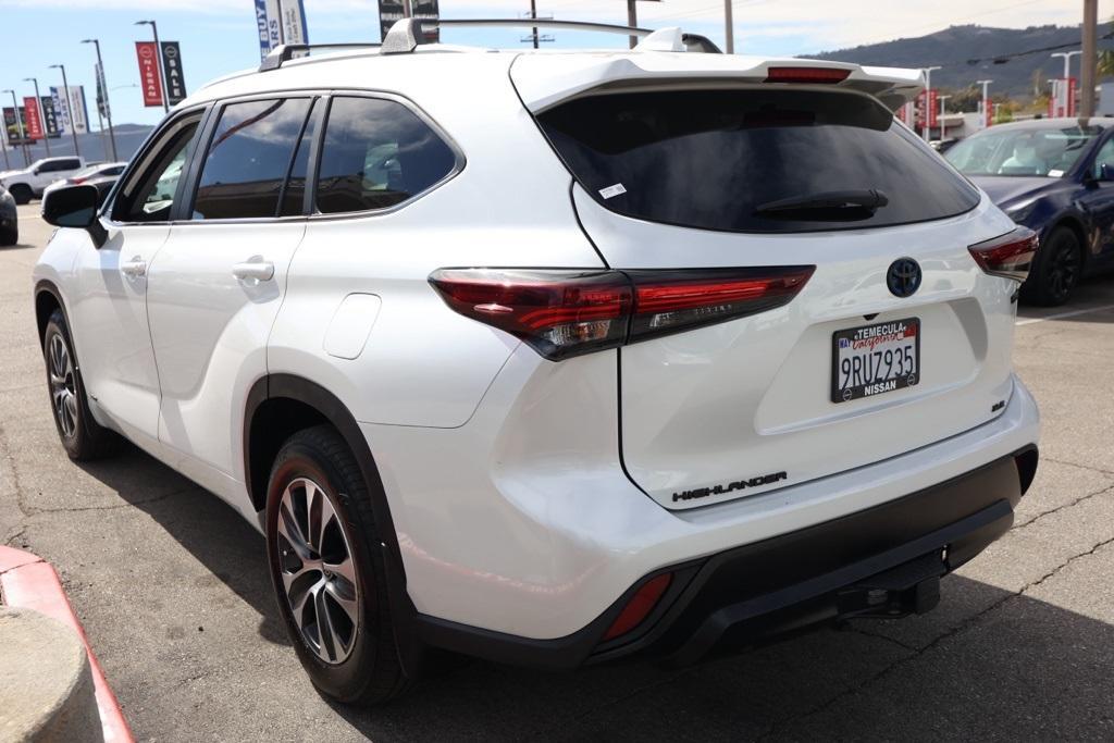 used 2024 Toyota Highlander Hybrid car, priced at $46,248