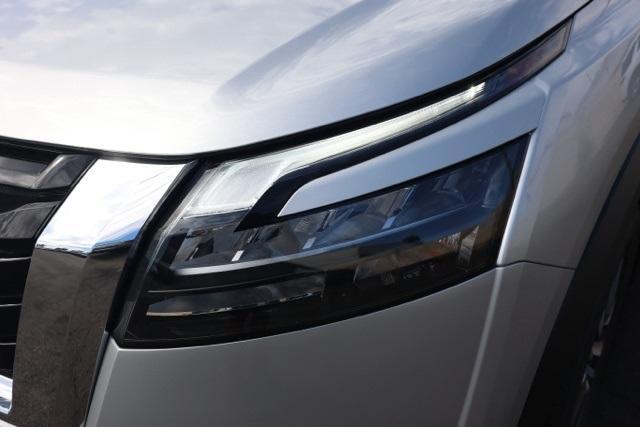 new 2025 Nissan Pathfinder car, priced at $37,427