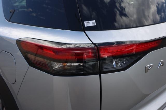 new 2025 Nissan Pathfinder car, priced at $37,427