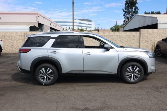new 2025 Nissan Pathfinder car, priced at $37,427