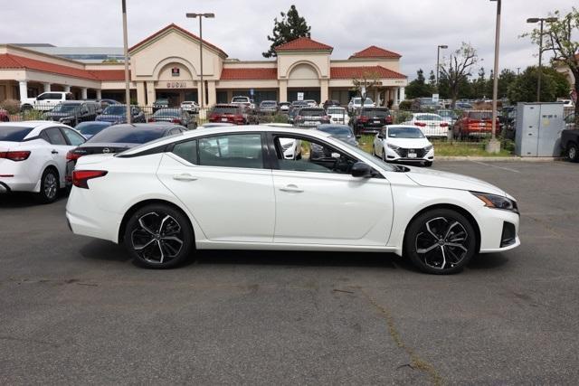 new 2025 Nissan Altima car, priced at $32,204