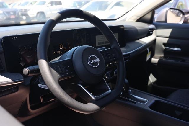 new 2025 Nissan Kicks car, priced at $21,853